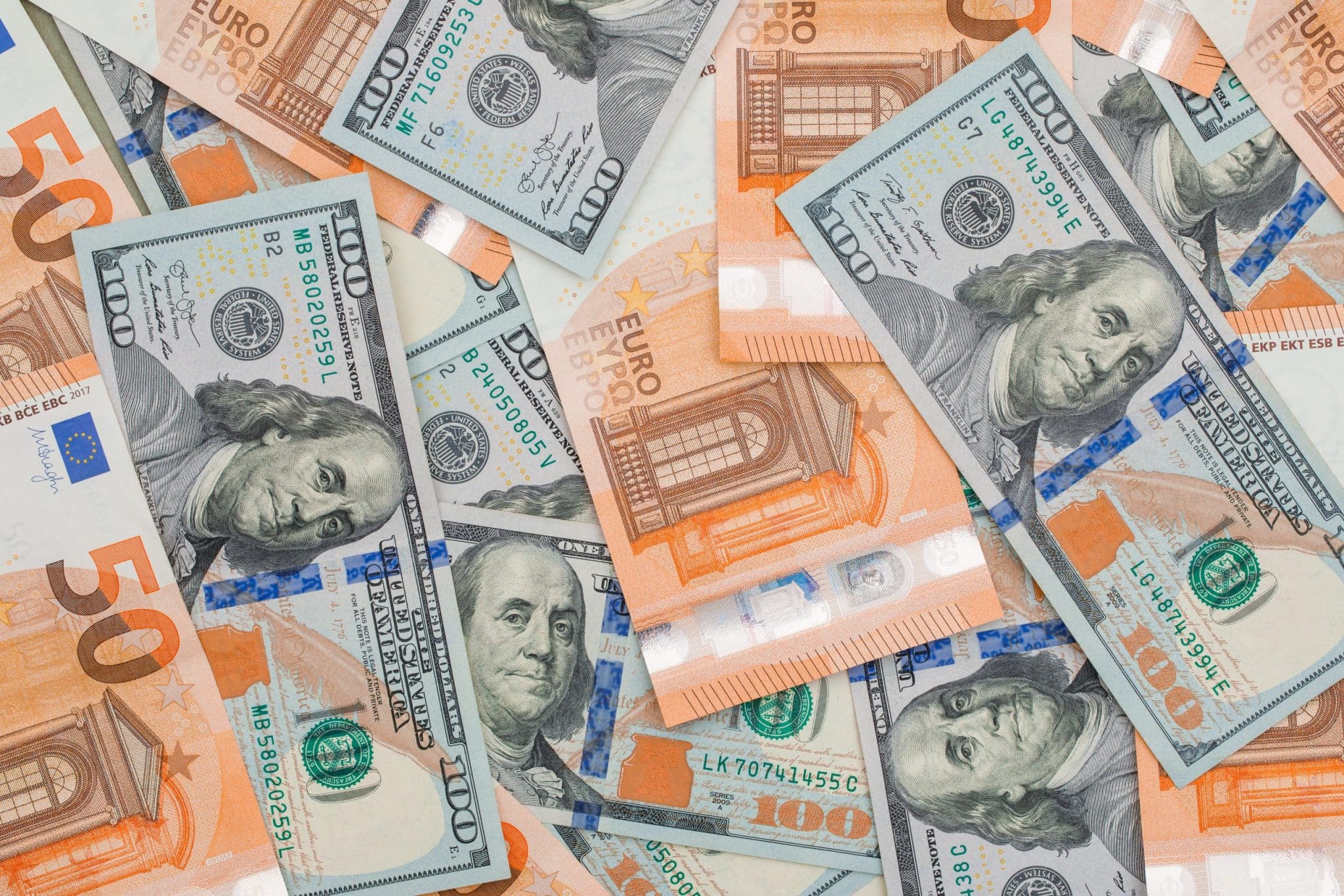 Currency overlay