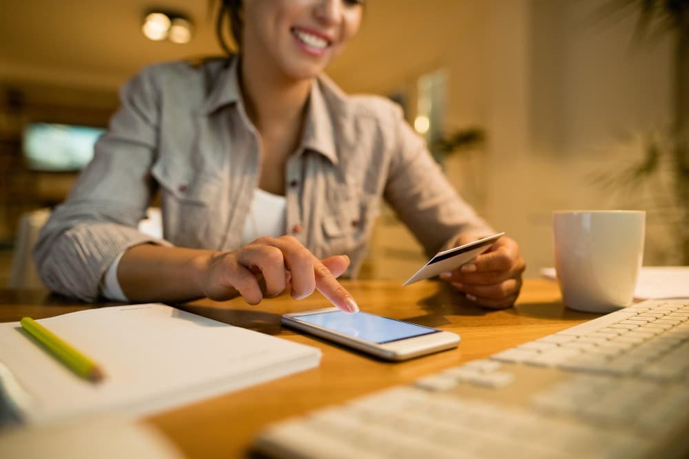 Which Payment Method Is Better for Merchants?